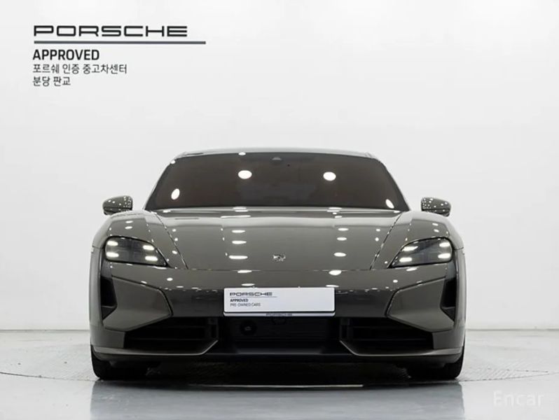 Porsche Taycan