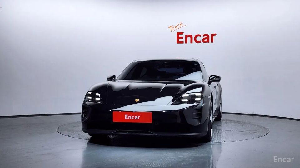 Porsche Taycan