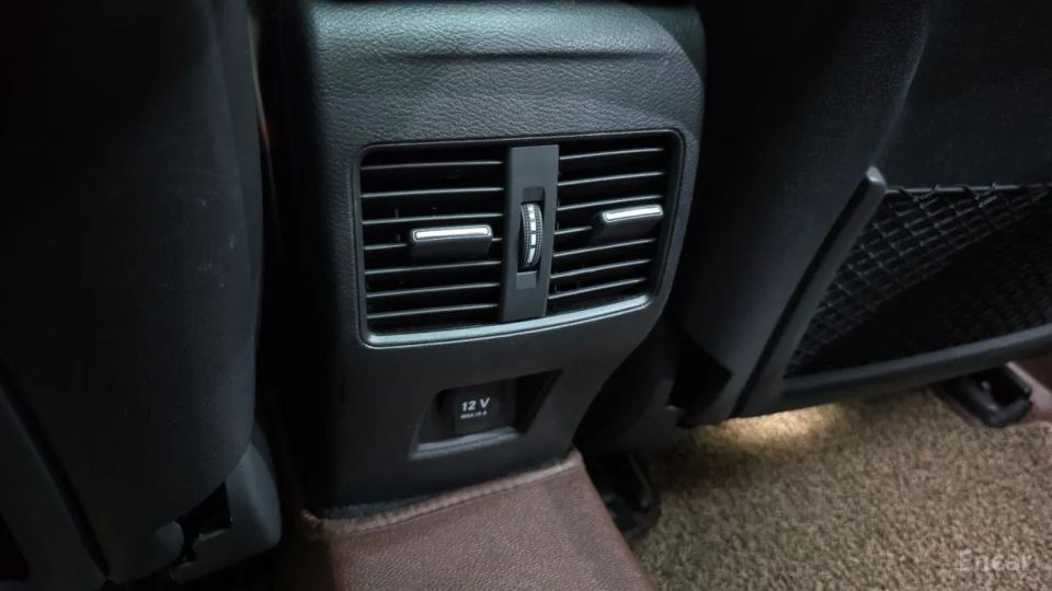 Infiniti Q30