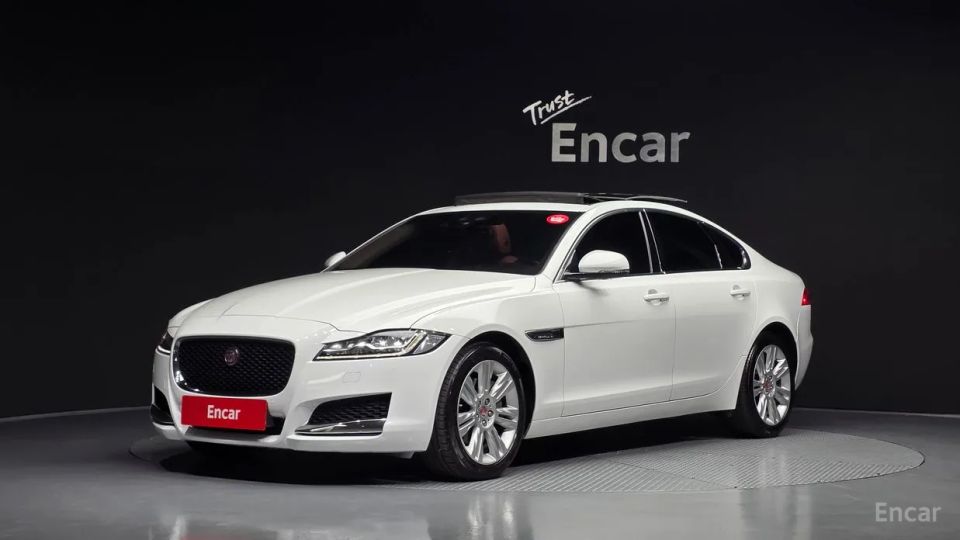 Jaguar xf