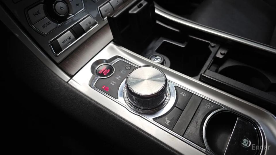 Jaguar xf