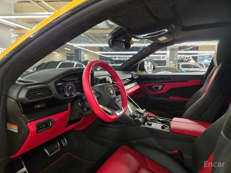 Lamborghini urus