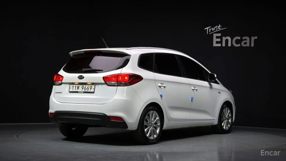 Kia Carens