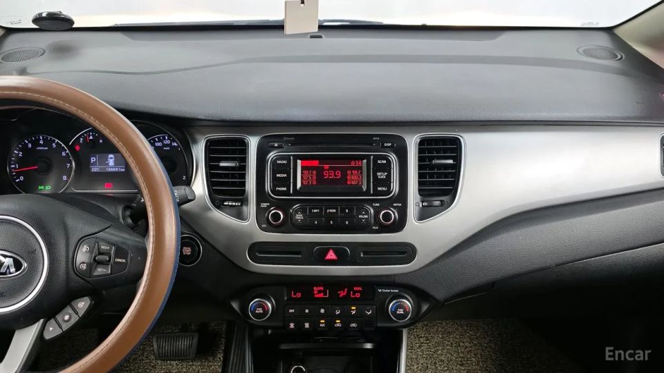Kia Carens