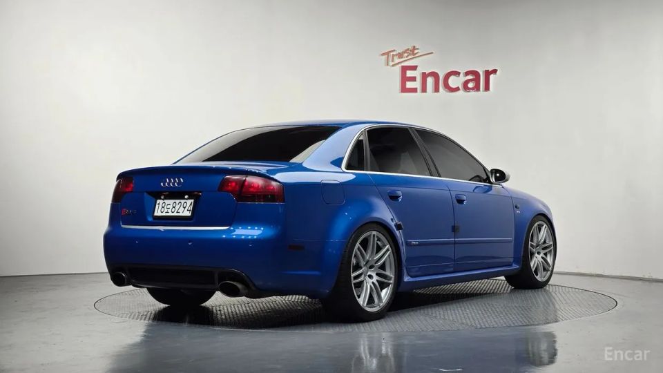 Audi RS4