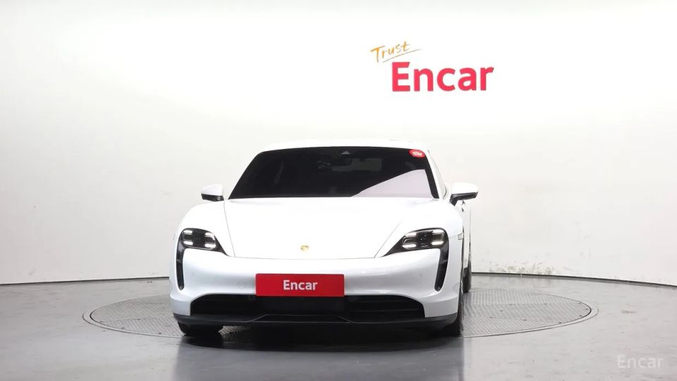 Porsche Taycan