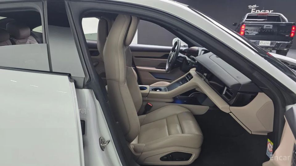 Porsche Taycan