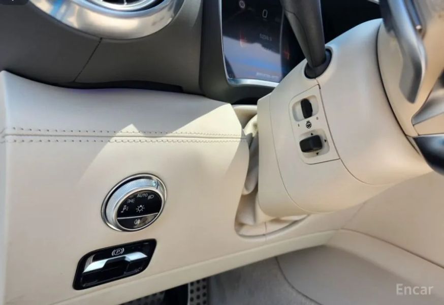Mercedes-Benz SL-Class