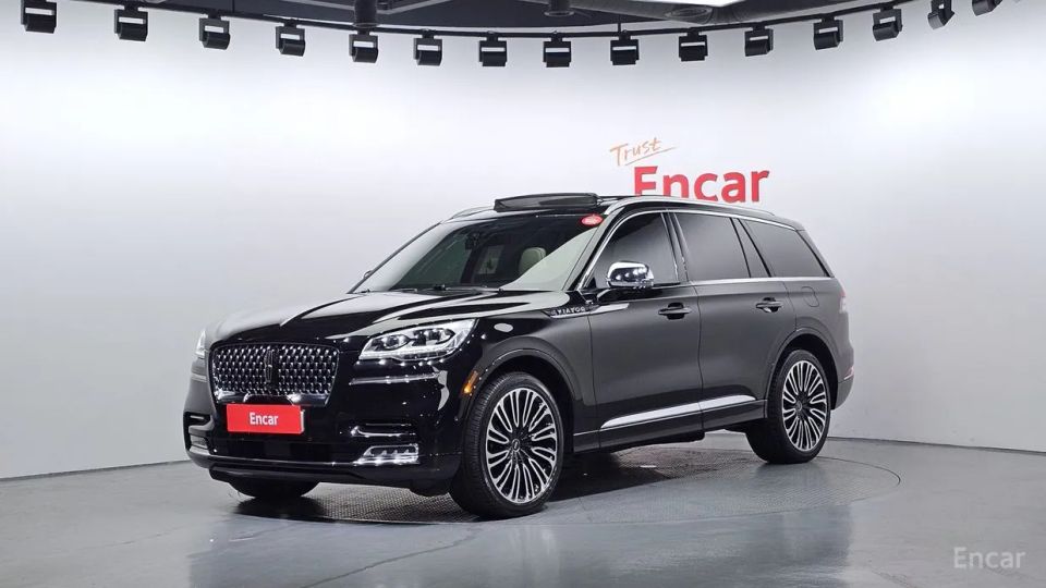 Lincoln Aviator