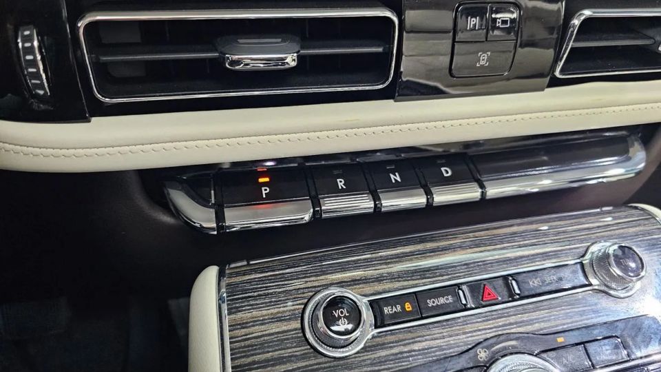 Lincoln Aviator