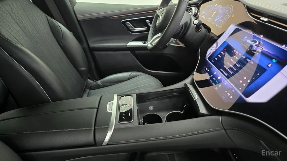 Mercedes-Benz EQE