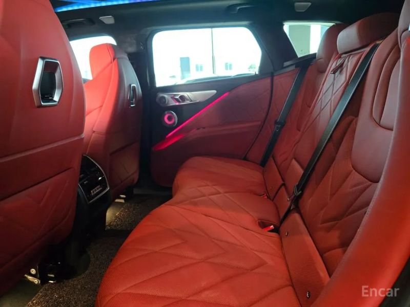 BMW XM