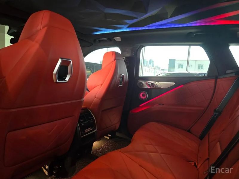 BMW XM