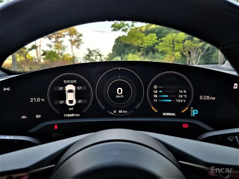 Porsche Taycan