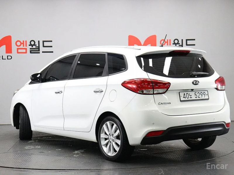 Kia Carens