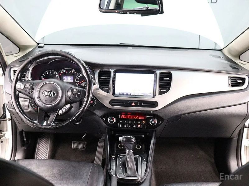 Kia Carens