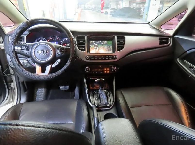 Kia Carens