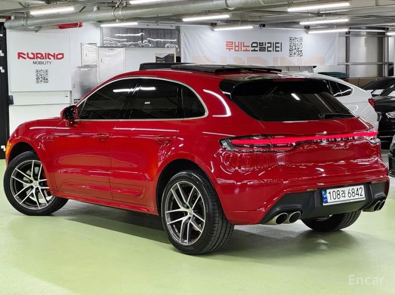 Porsche Macan