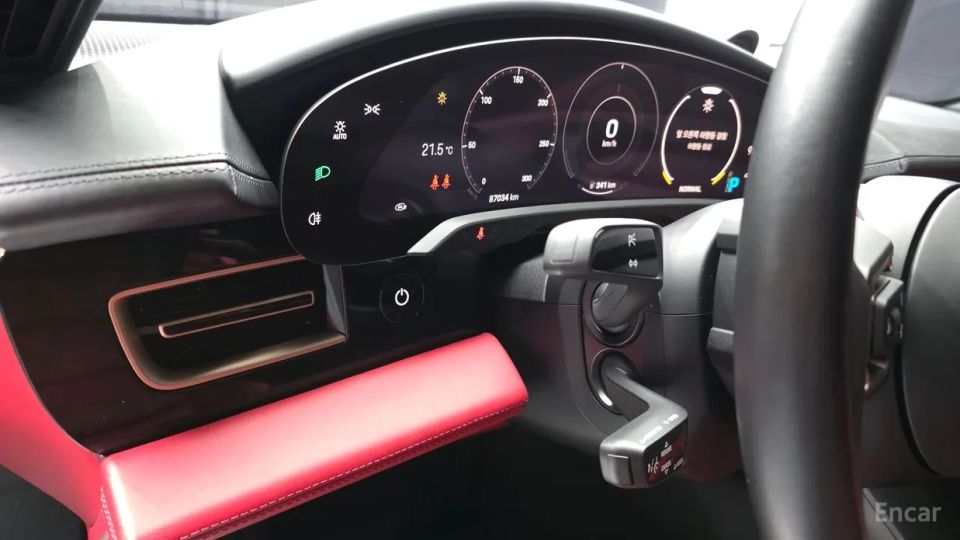 Porsche Taycan