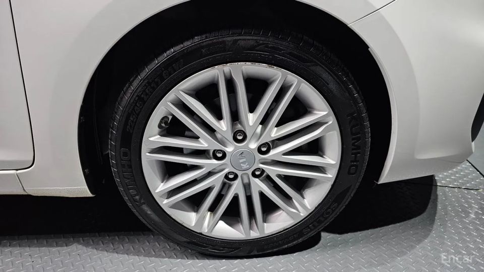 Kia Carens