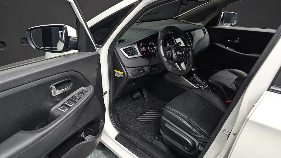 Kia Carens