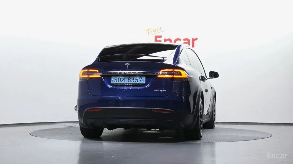 Tesla model-x