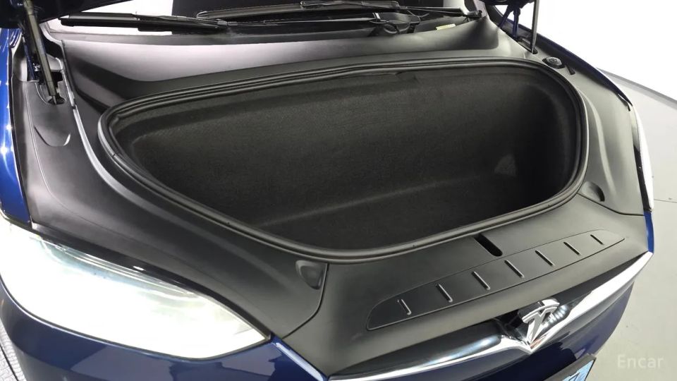 Tesla model-x