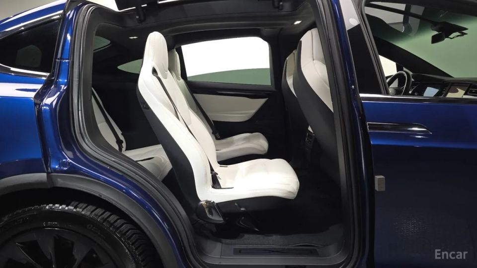 Tesla model-x