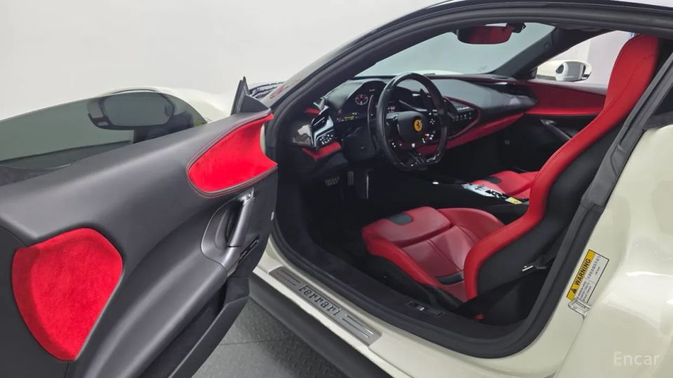 Ferrari SF90