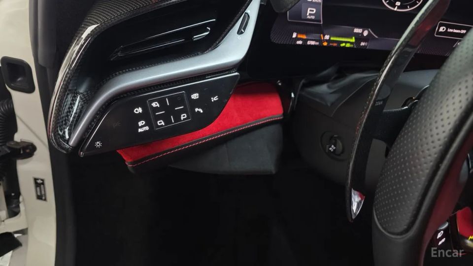 Ferrari SF90