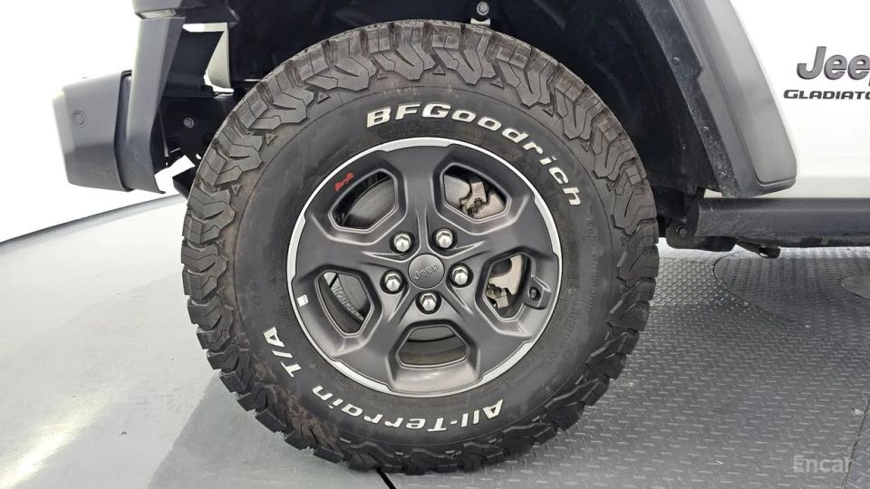 Jeep gladiator