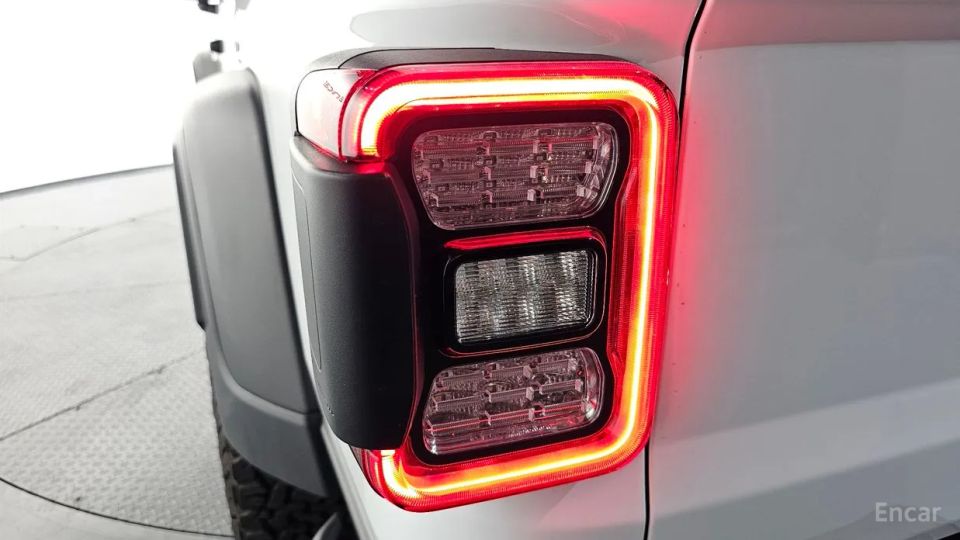 Jeep gladiator
