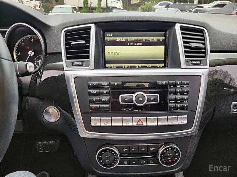 Mercedes-Benz M-class