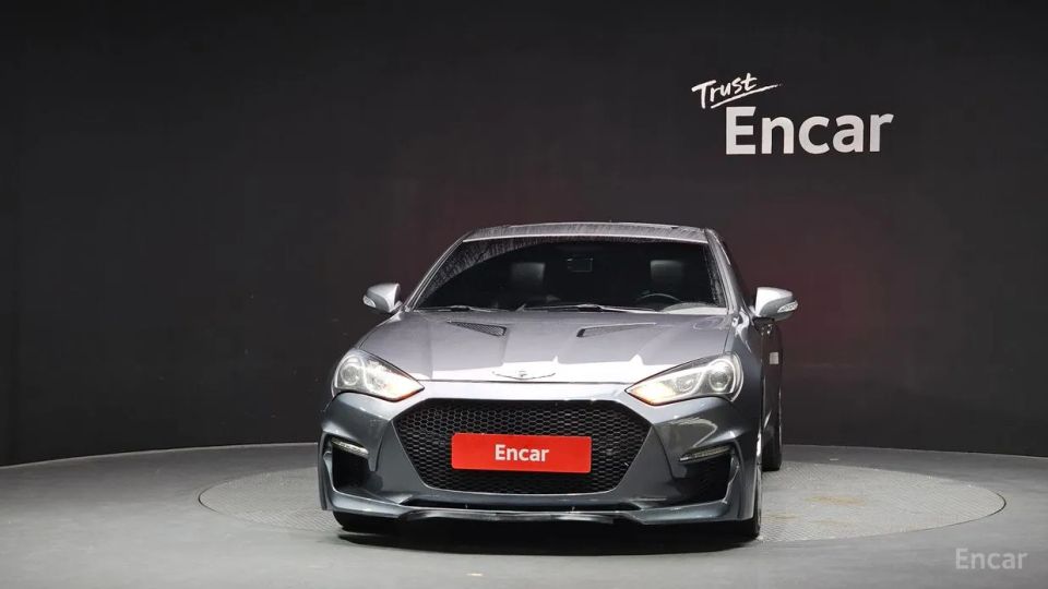 Hyundai Genesis