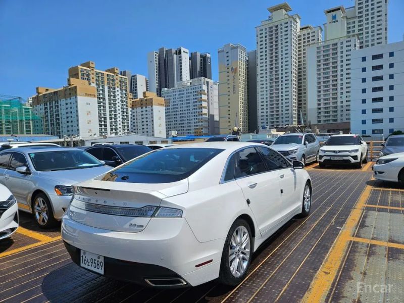 Lincoln MKZ
