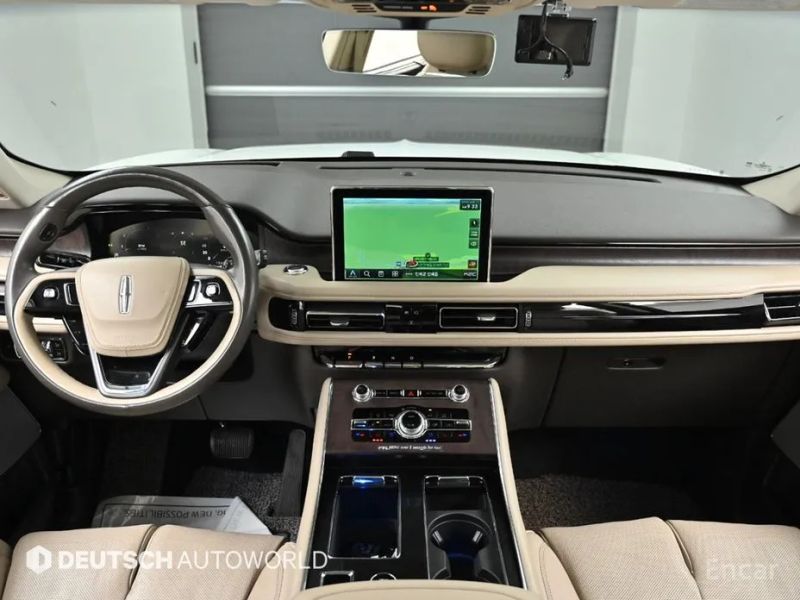 Lincoln Aviator