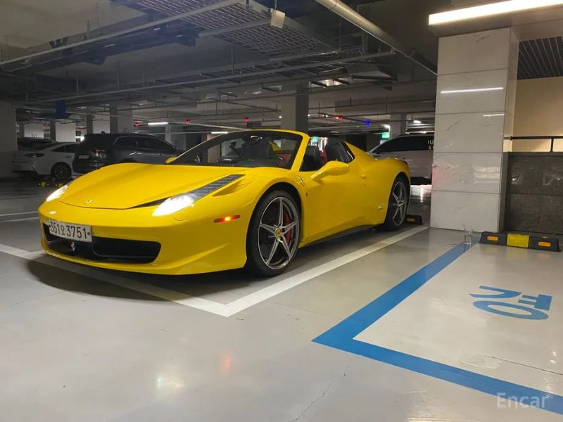 Ferrari 458