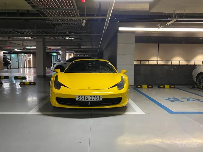 Ferrari 458