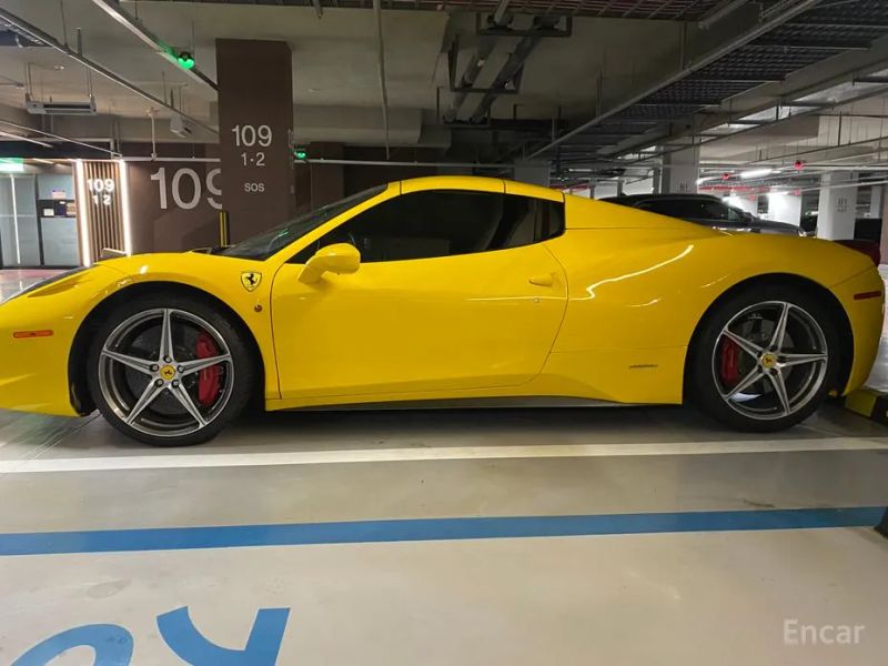 Ferrari 458