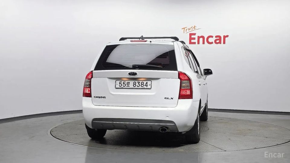 Kia Carens