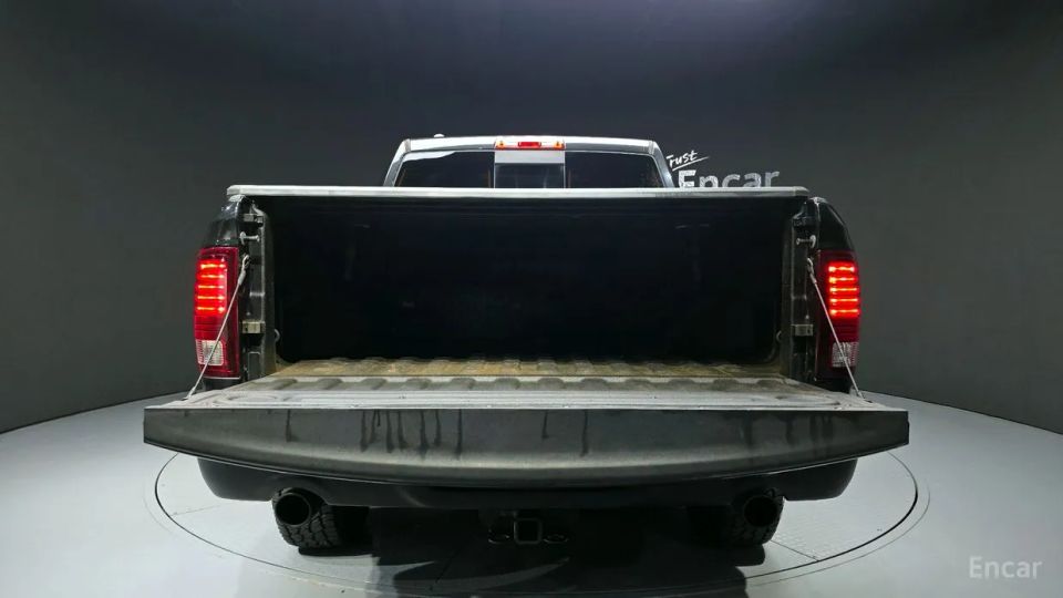 Dodge Ram Pick Up