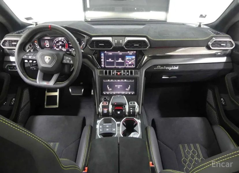 Lamborghini urus