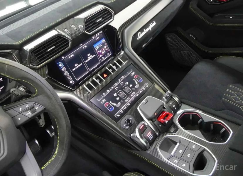 Lamborghini urus