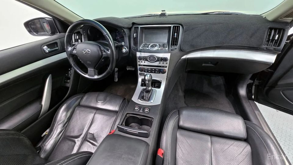 Infiniti G