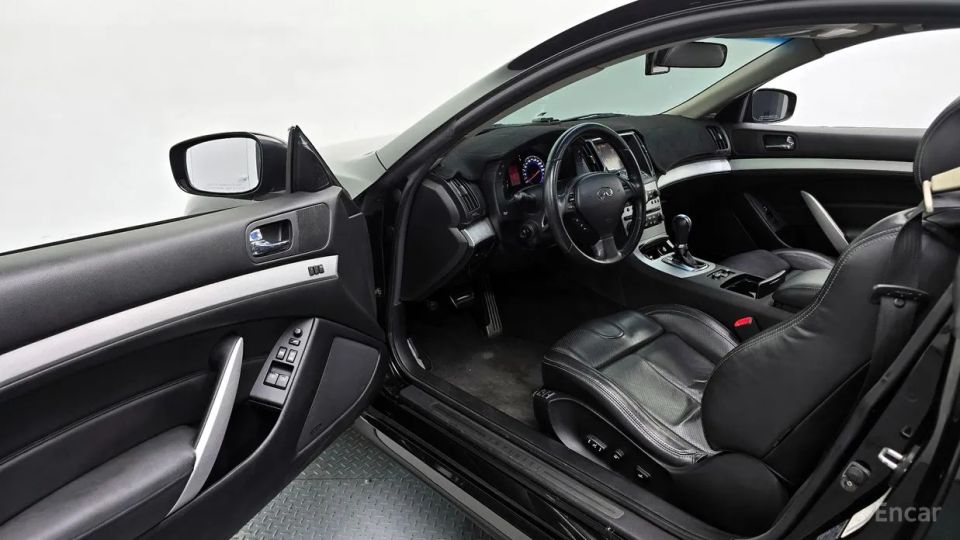 Infiniti G