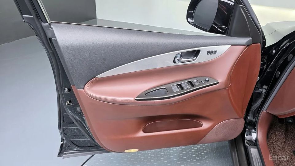 Infiniti QX50