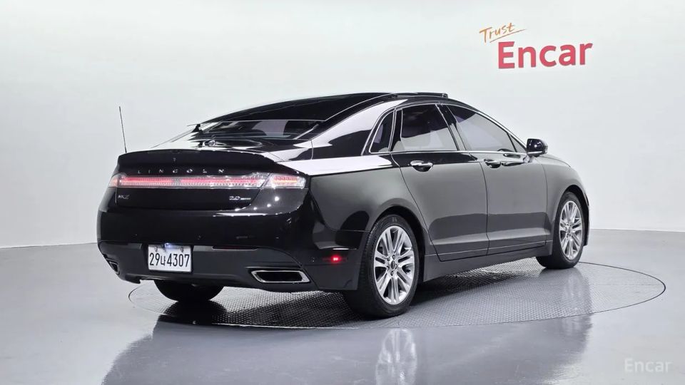 Lincoln MKZ