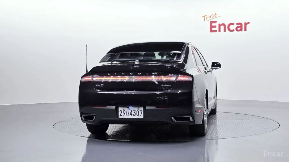 Lincoln MKZ