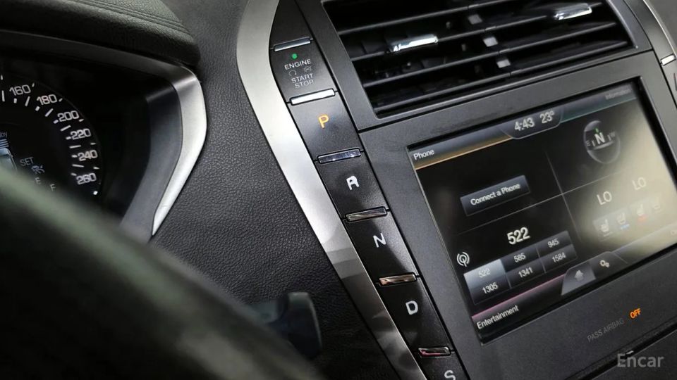 Lincoln MKZ