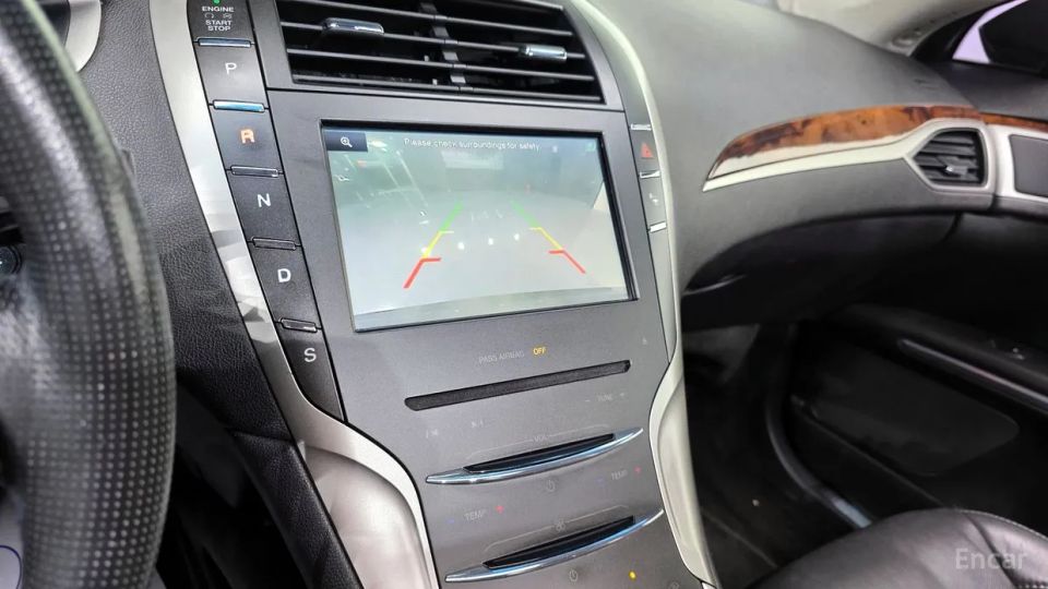 Lincoln MKZ